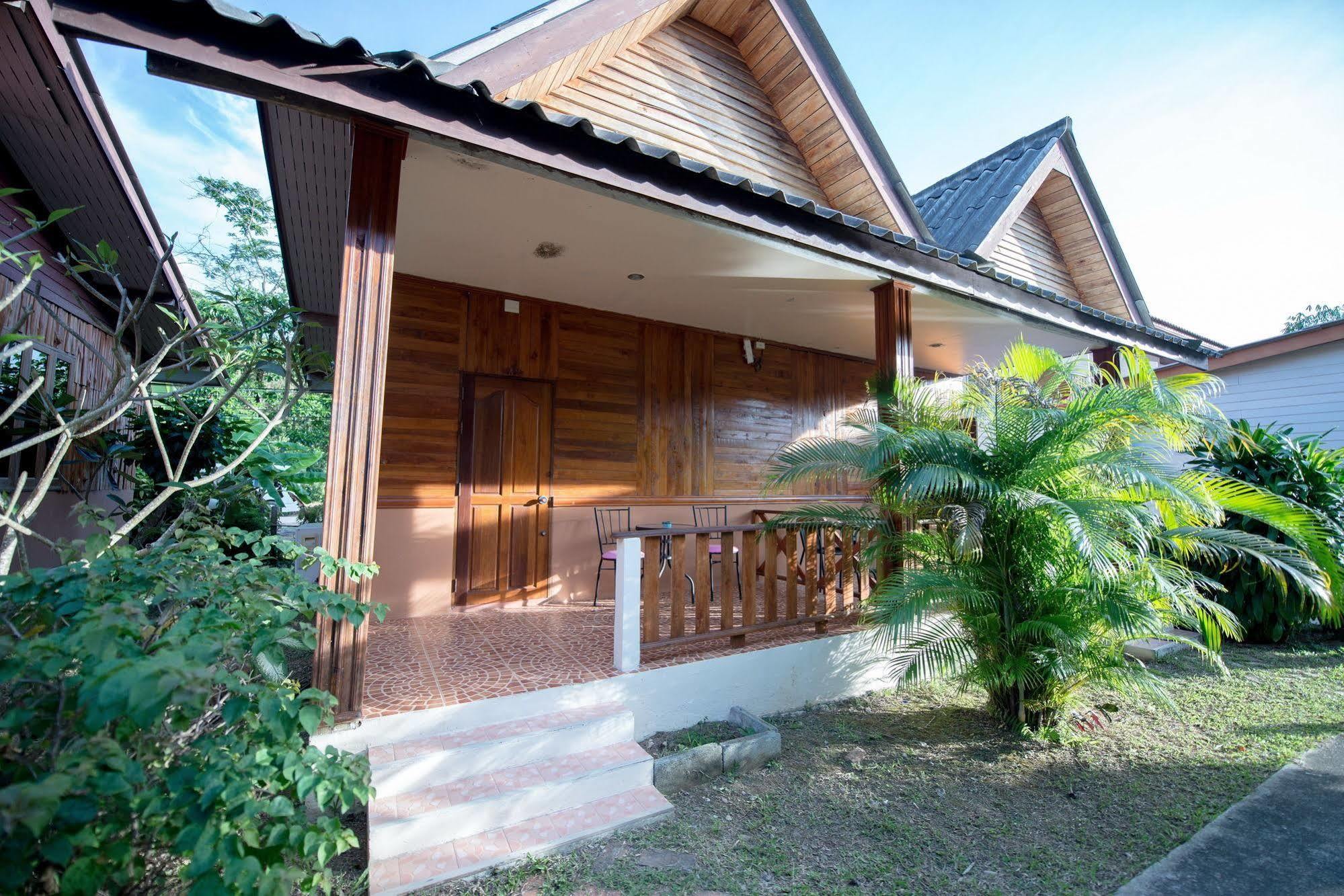 Poonsap Resort Ko Lanta Exterior foto